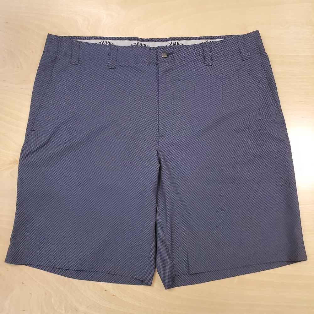 Callaway - Men's golf shorts - Sz 40